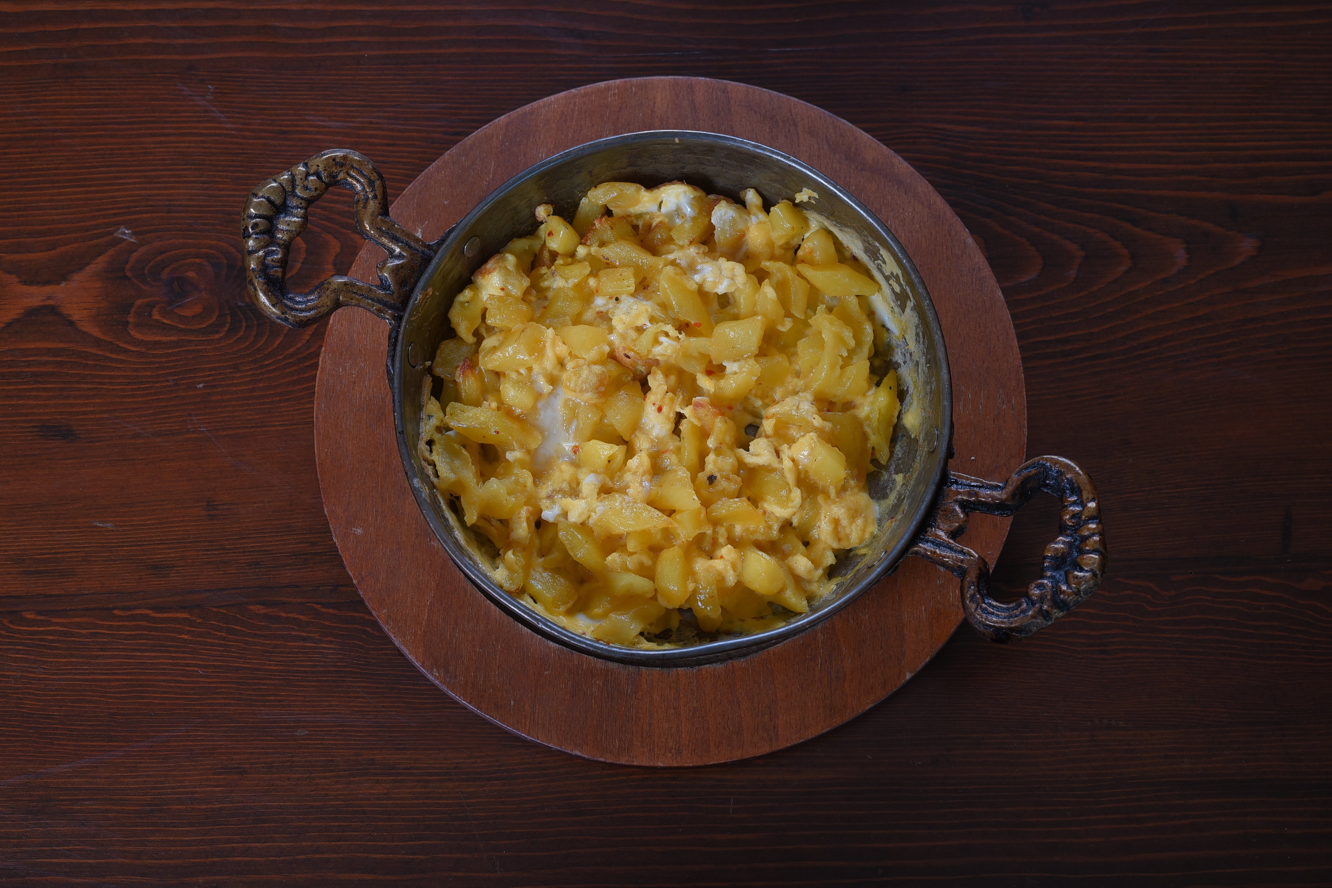 PATATESLİ YUMURTA