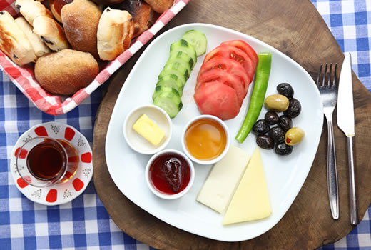 Klasik Kahvaltı Tabağı 