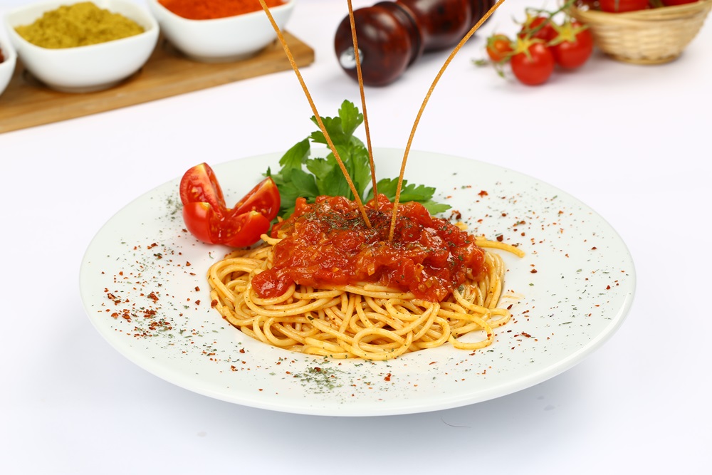 SPAGETTİ NAPOLITAN