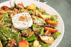 Keçi Peynirli Salata
