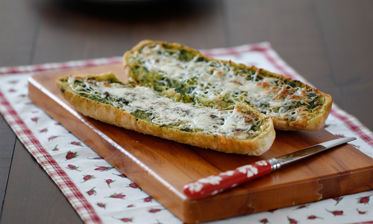 SARIMSAKLI EKMEK