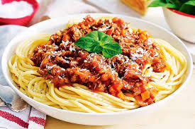 SPAGHETTI BOLOGNAISE