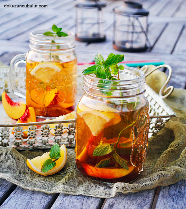 Iced tea (lemon, mango, peach, watermelon)