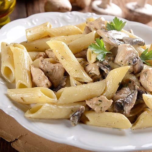 FETTUCİNİ ALFREDO MAKARNA
