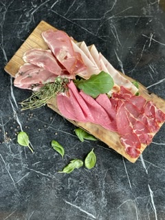 DELI SELECTIVES