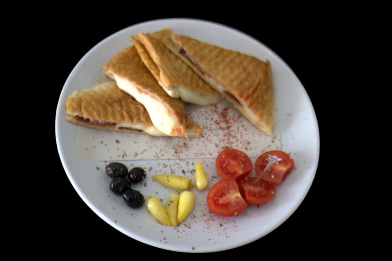 KARIŞIK TOST