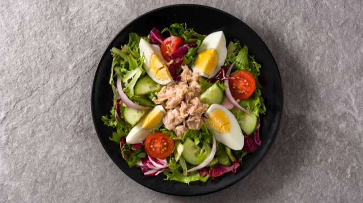 TONBALIKLI SALATA