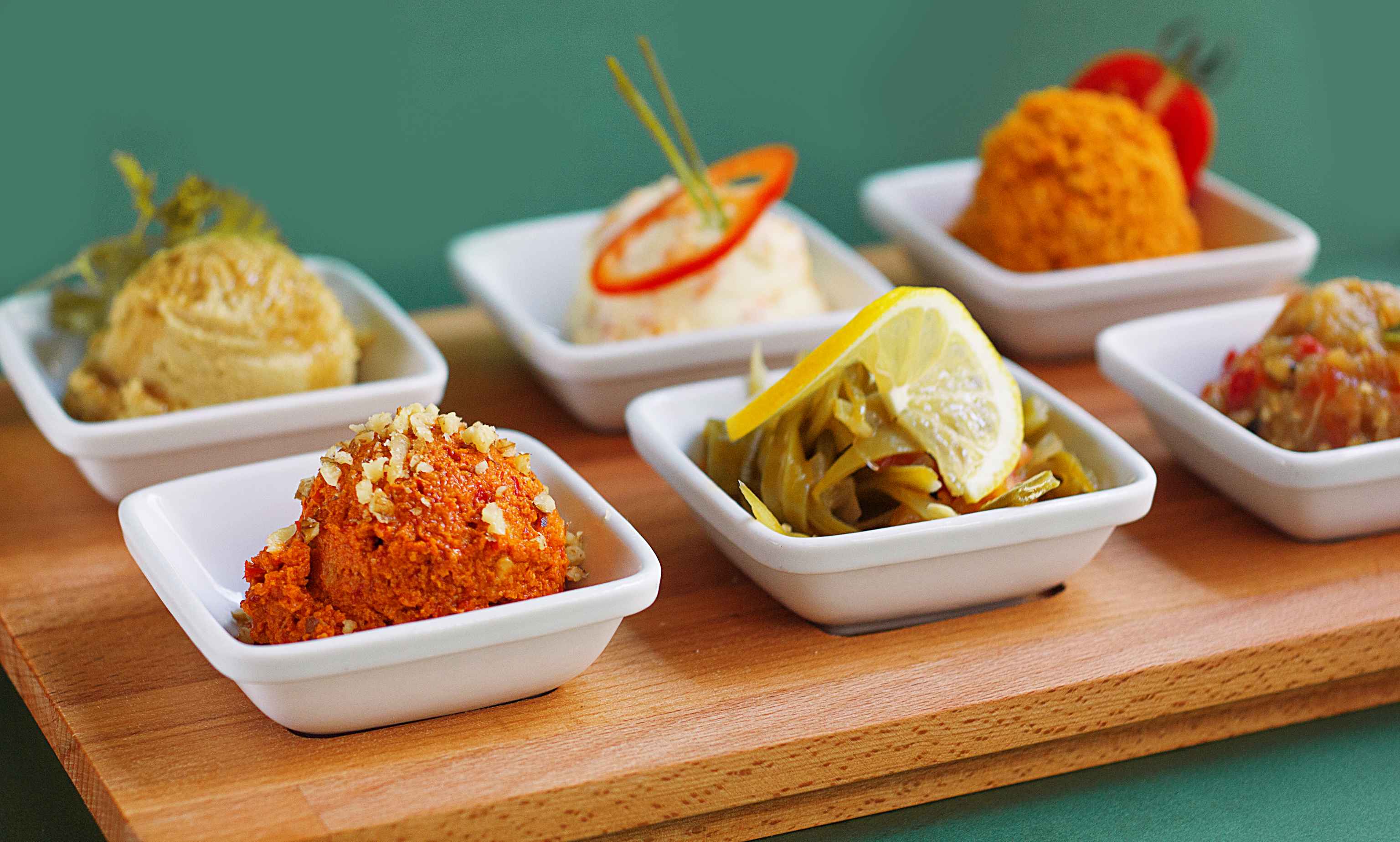Appetizer Plate (For 1) / Meze Tabağı (1 Kişilik)