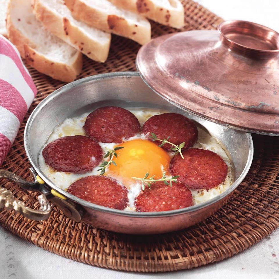 Sucuklu Yumurta