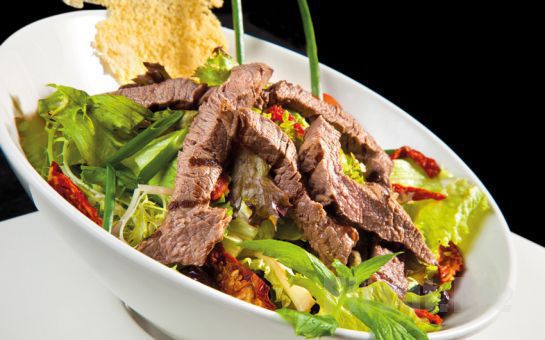 Biftekli Sezar Salata