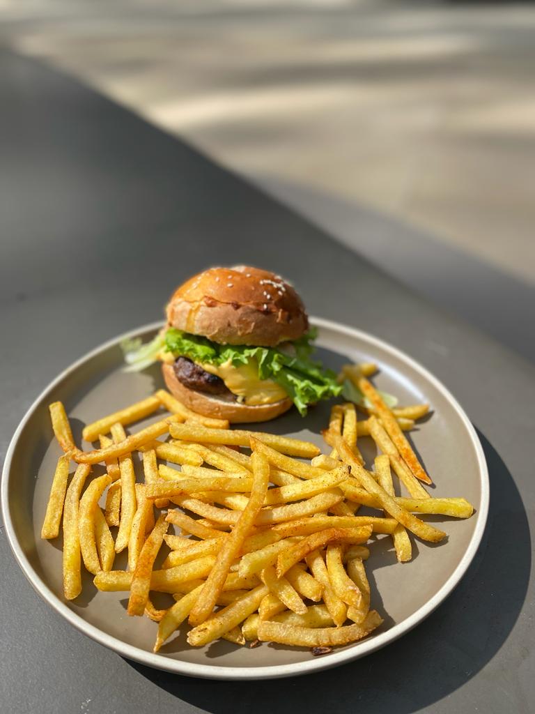 CHEESE BURGER