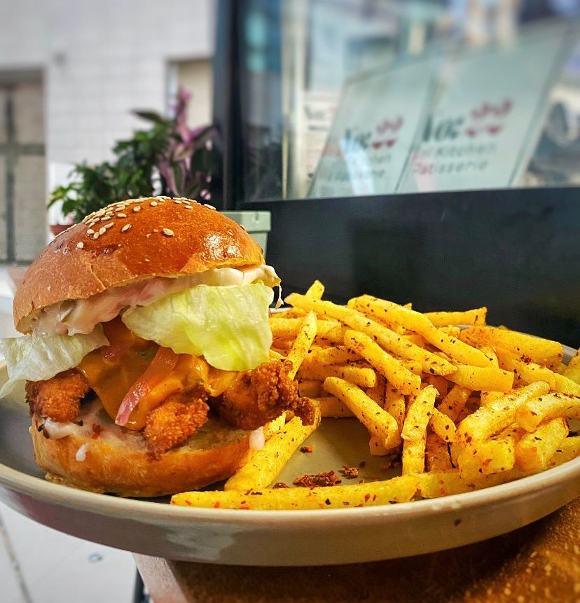 ÇITIR TAVUK BURGER