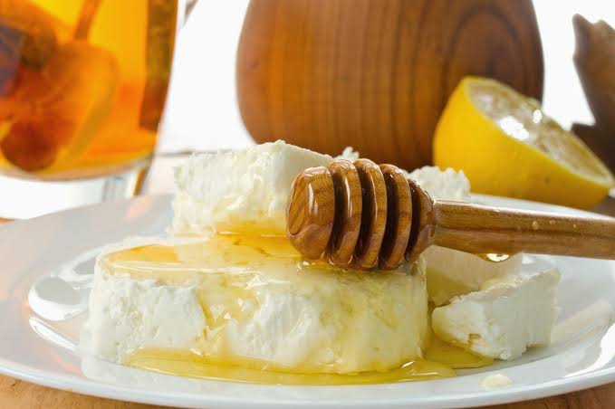 Honey and kaymak
