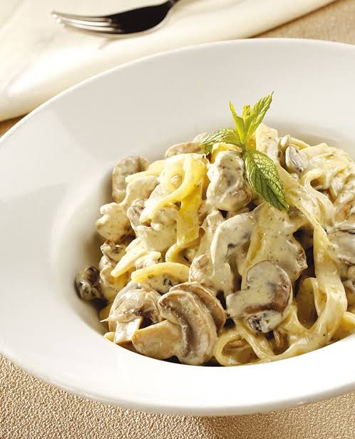 Chicken fettuccine