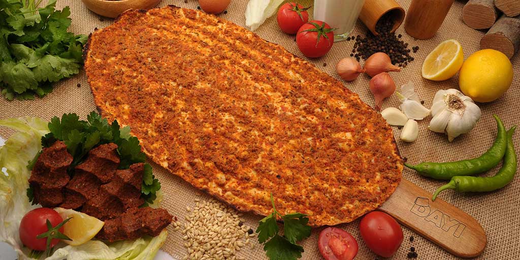 Acılı lahmacun 