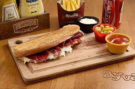 Tost Menü