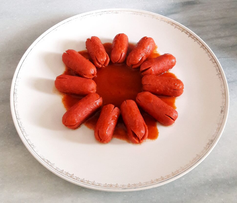 Salçalı Sosis