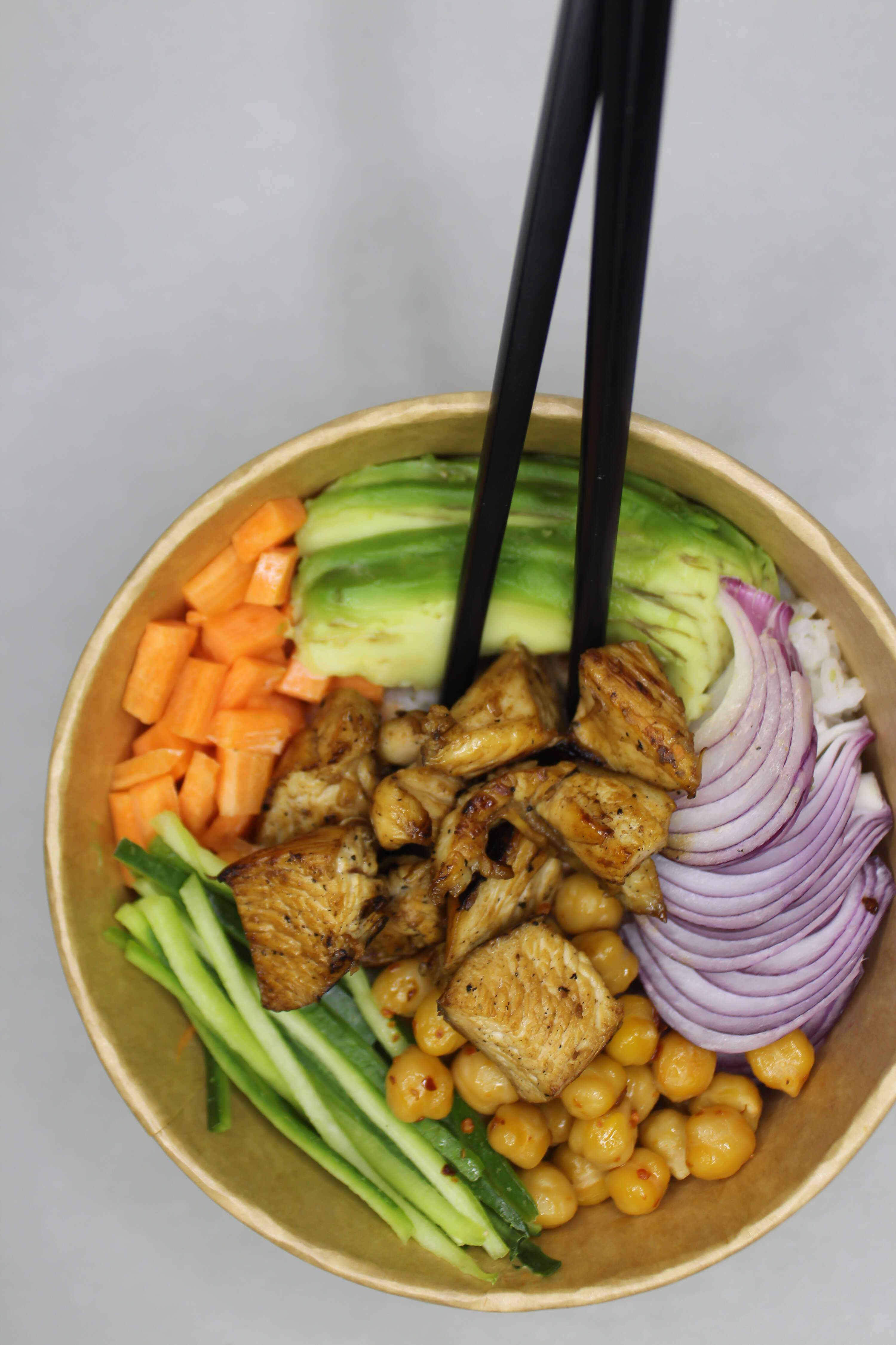 Teriyaki Soslu Tavuk Poke Bowl