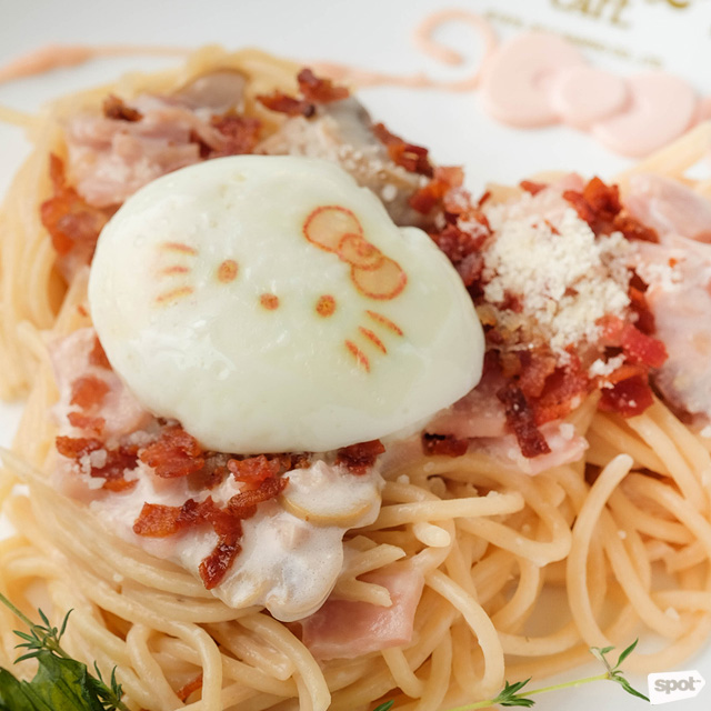 Hello Kitty Makarna