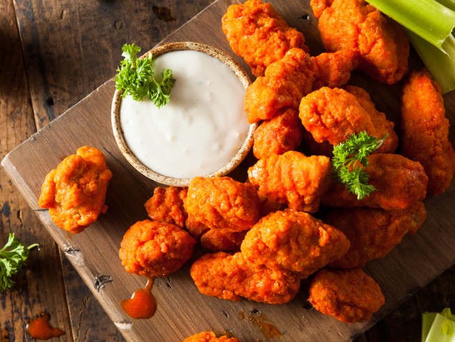 BONELESS WINGS