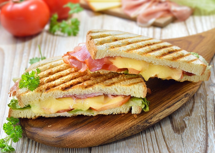 Kaşarlı tost
