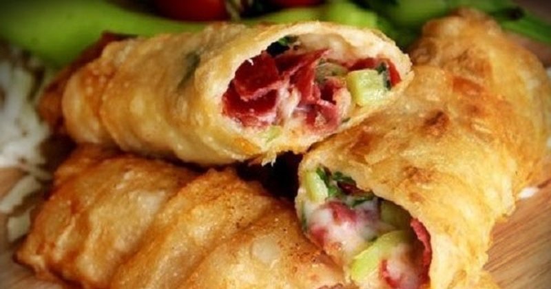 Paçanga böreği (2 pieces)