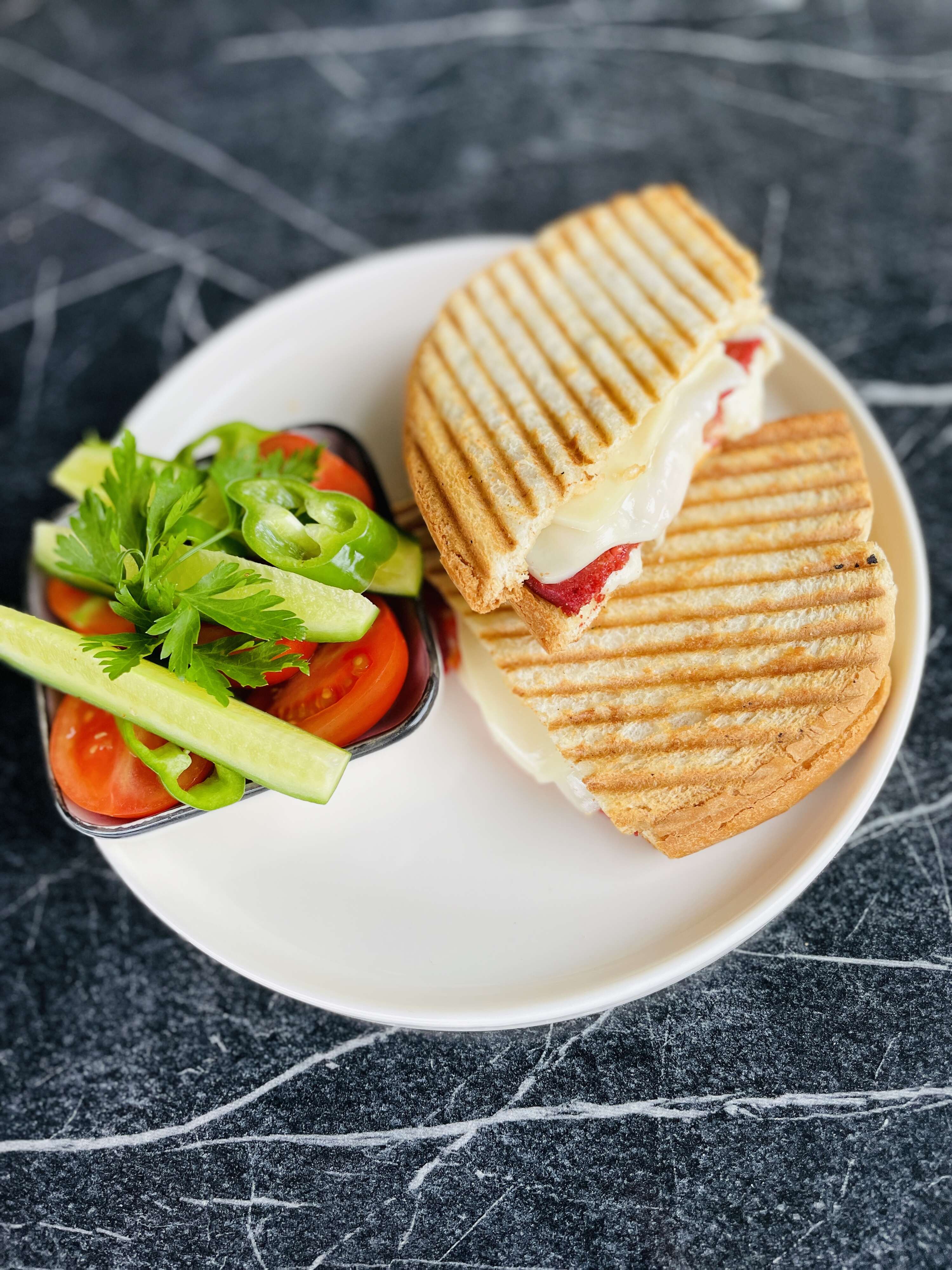 KARIŞIK TOST