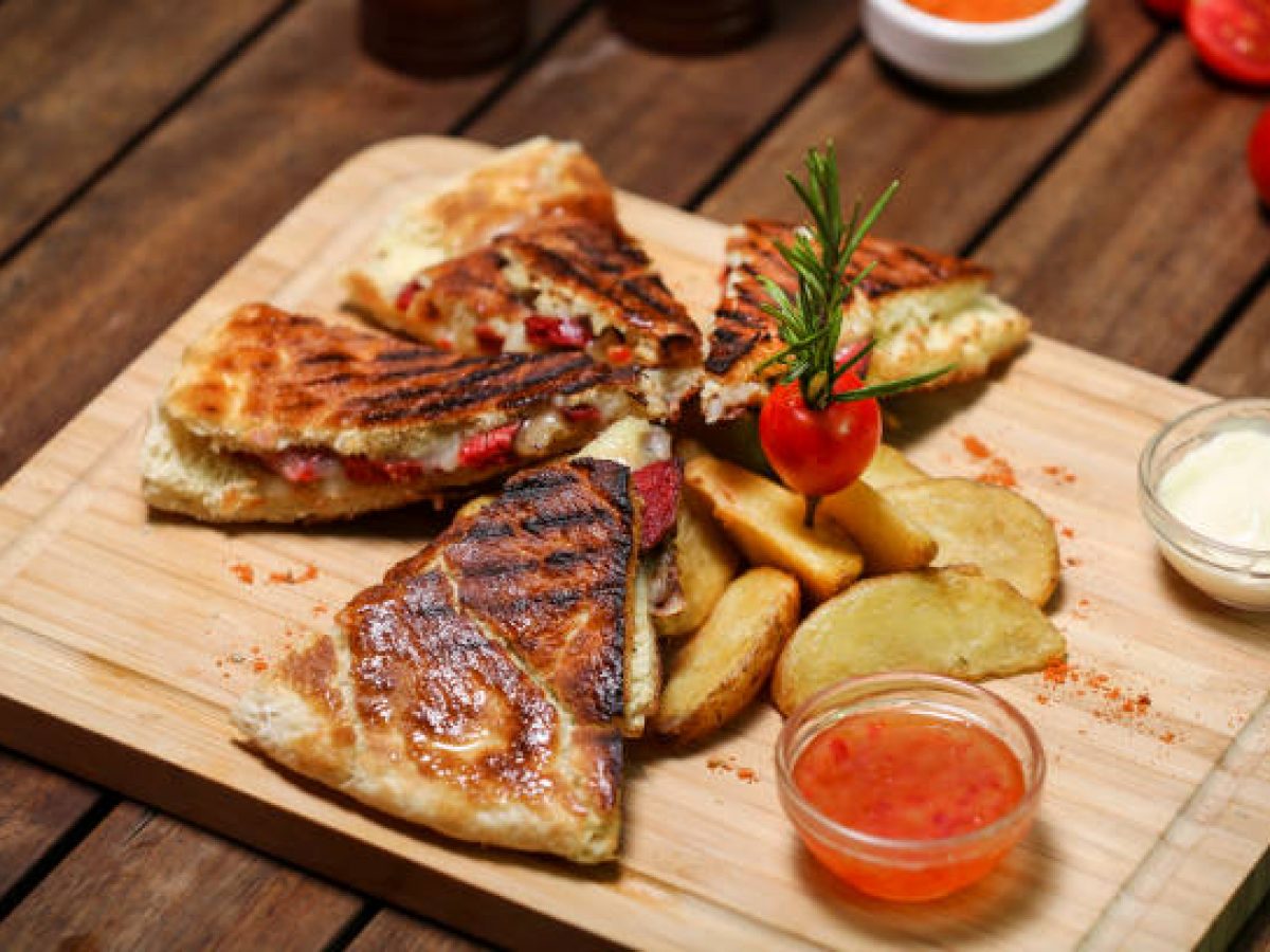 Menemen & Tostlar