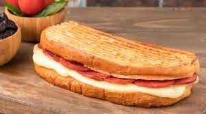 Sucuk Toast