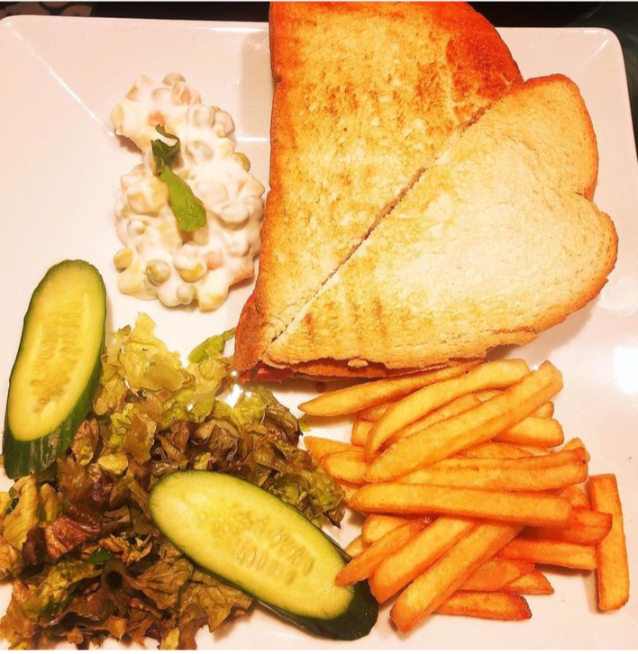 Ayvalık Tost