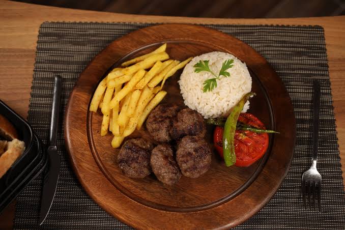 Köfte porsiyon