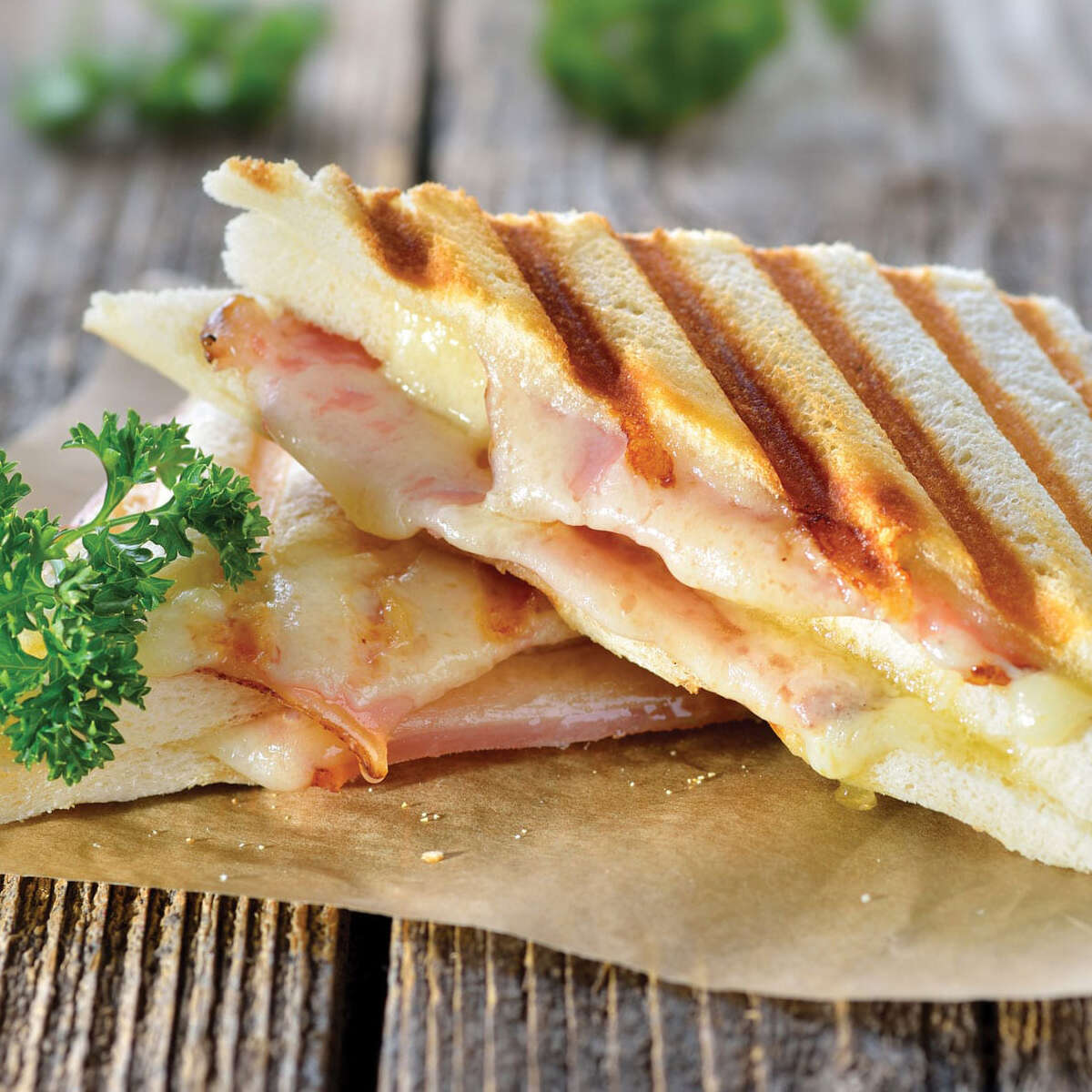 TURKISH STYLE BUTTERY TOAST / It’s served with tea or coffee 