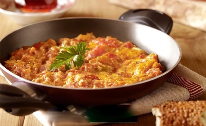 SAHANDA SOSİSLİ MENEMEN 