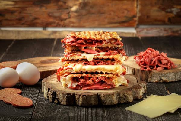 KARIŞIK TOST