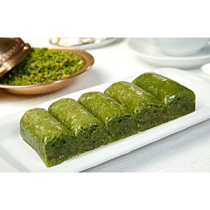 Fig and Pistachio Sarma