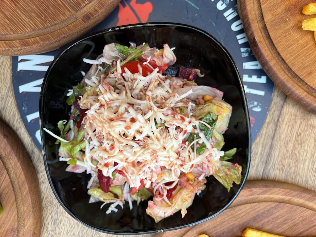 ÇİFTLİK SALATA