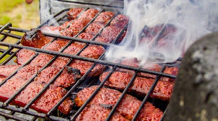 SUCUK MANGAL