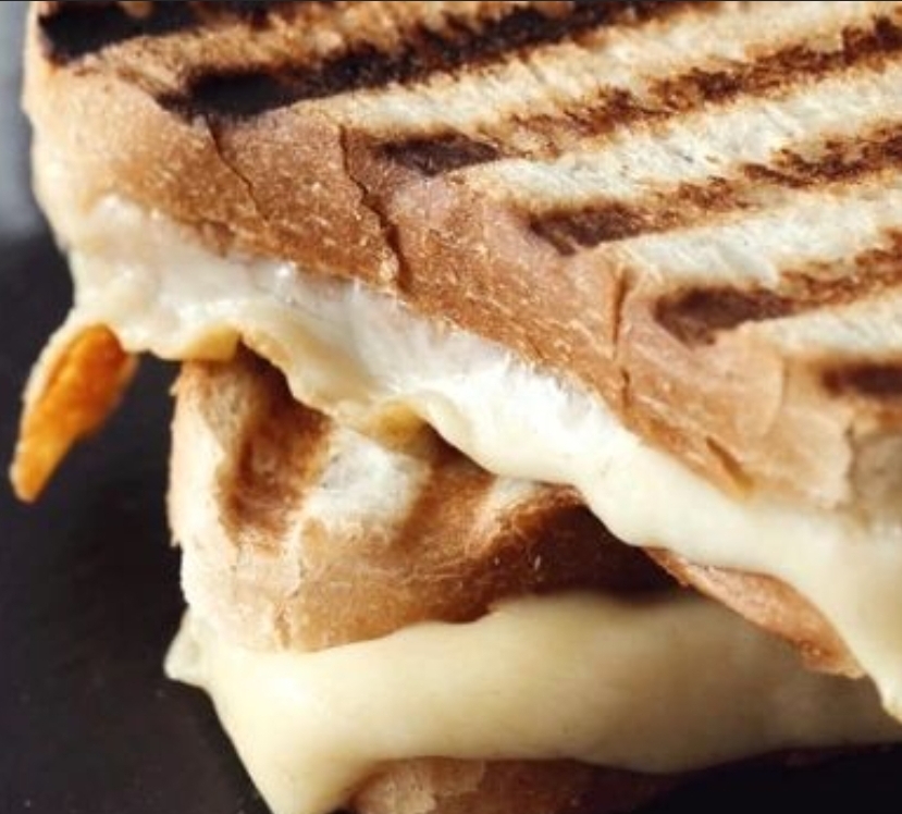 Kaşar Peynirli Tost