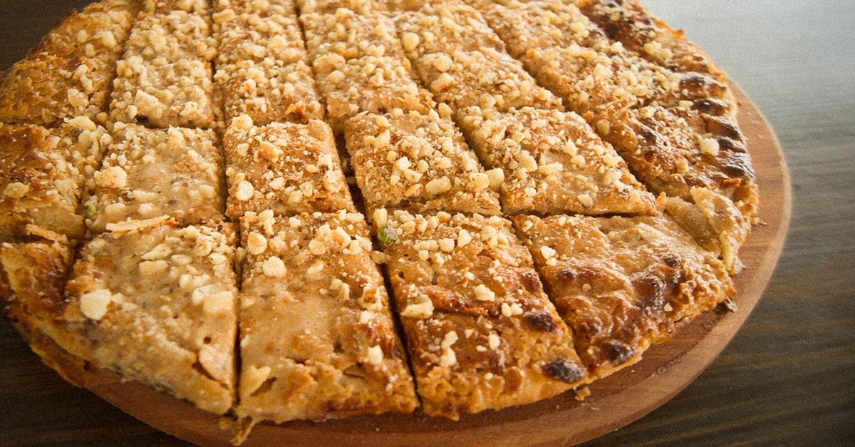Tahinli Pide