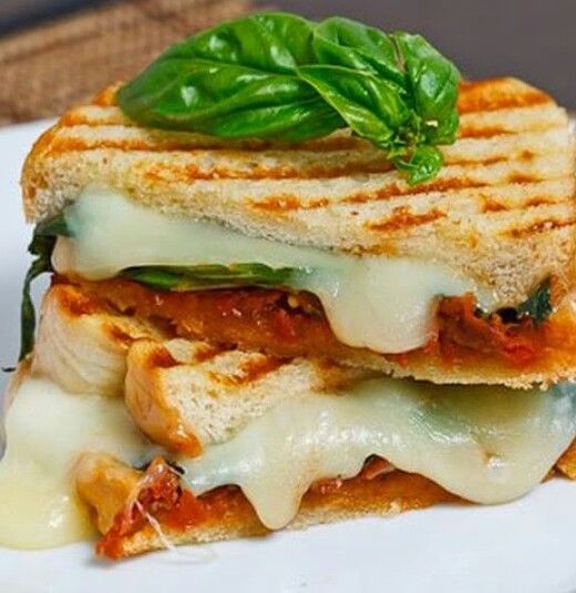 KAŞARLI TOST