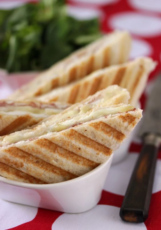 HELLİM TOST