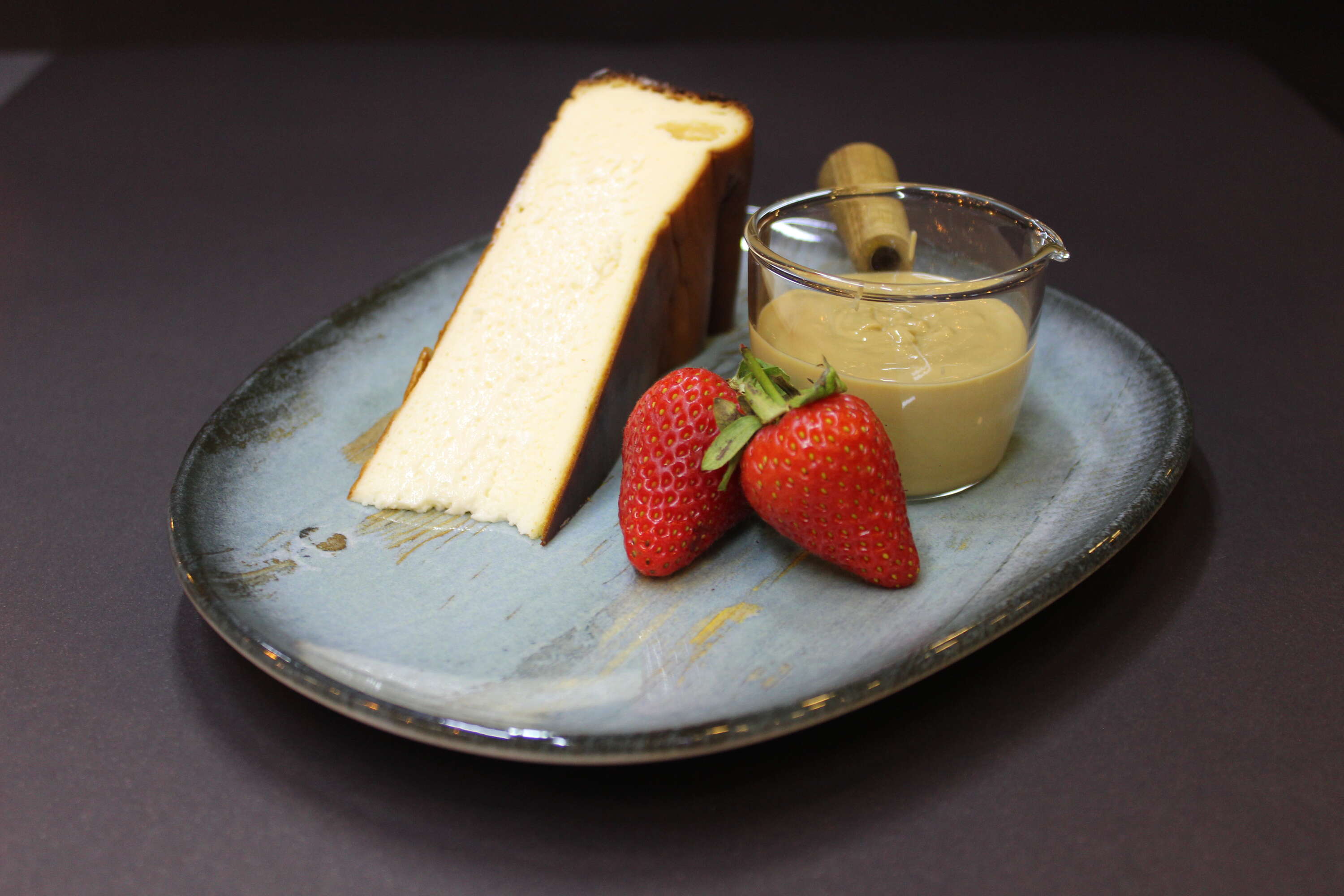 Caramel and chocolate San Sebastián cheesecake