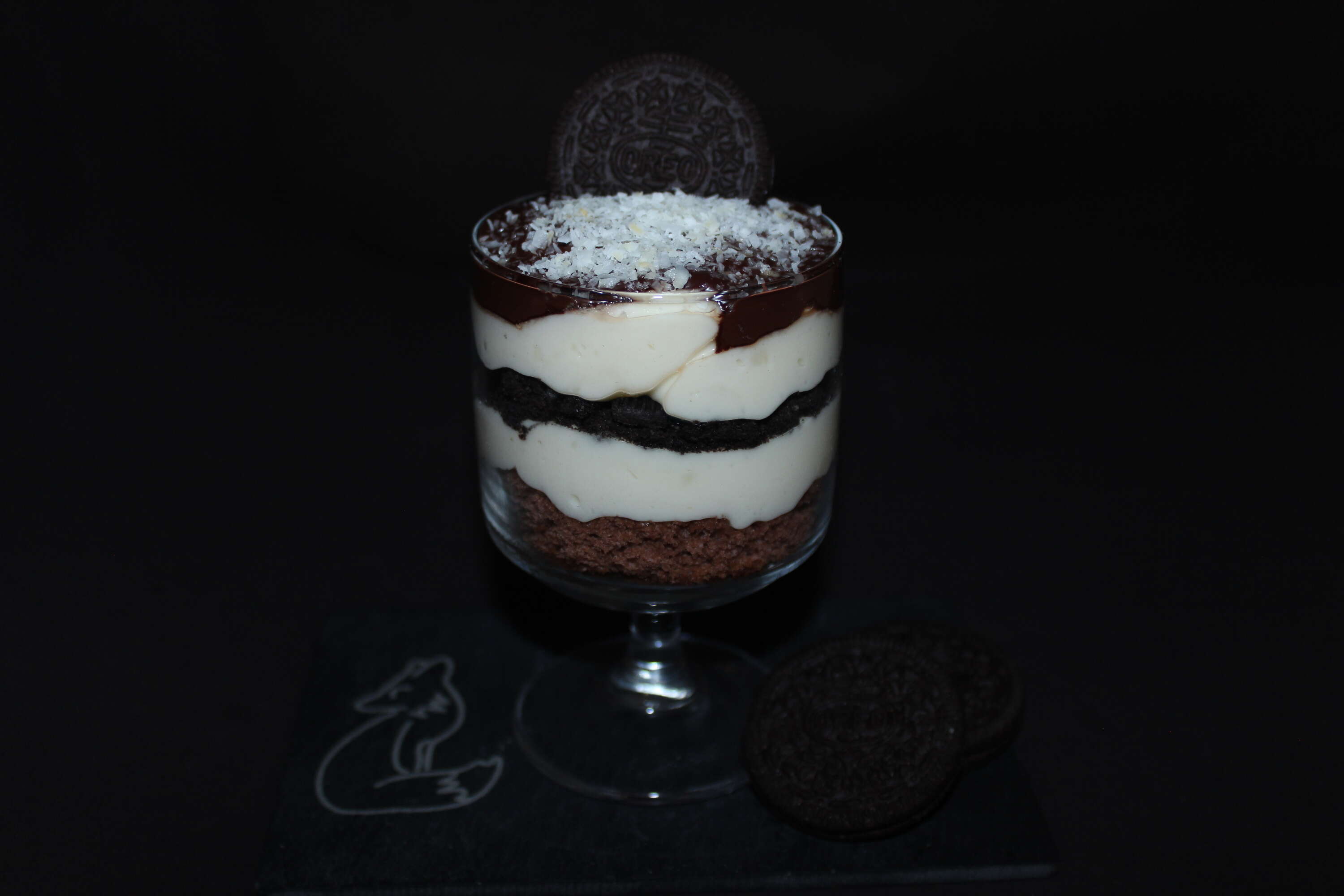 Oreo sponge cake