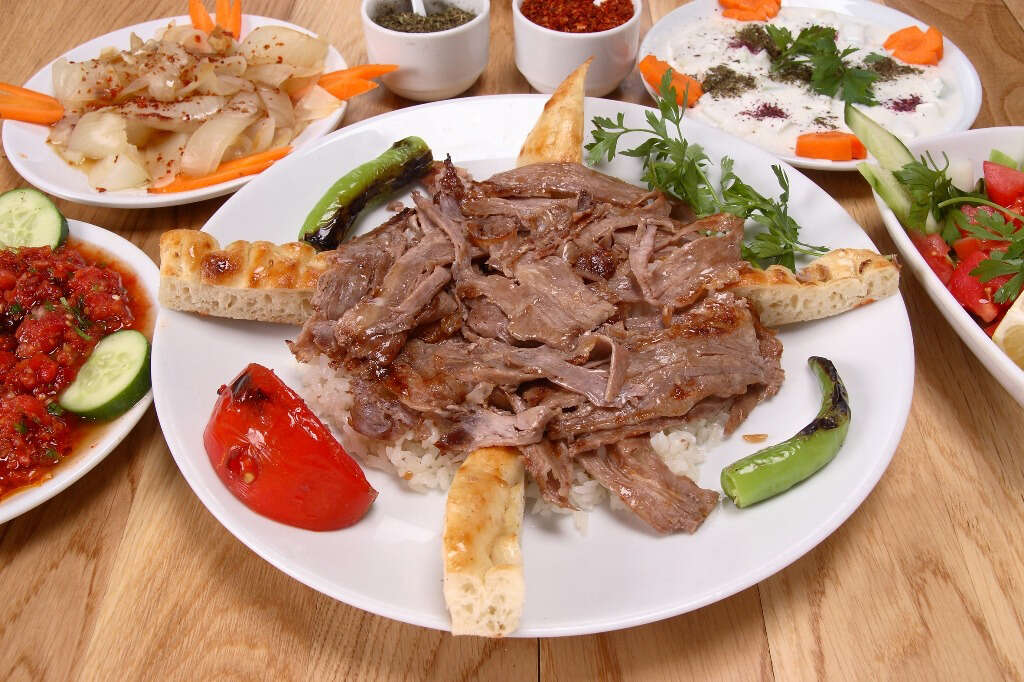 Pilav Üstü Döner