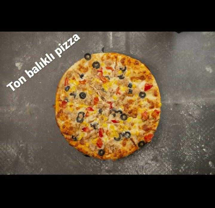 Ton Balıklı Pizza