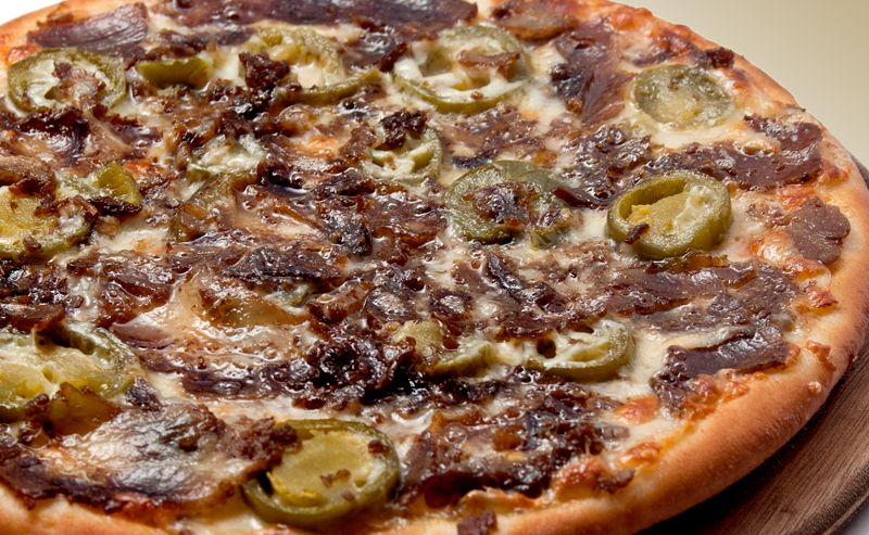 Kavurmalı pizza
