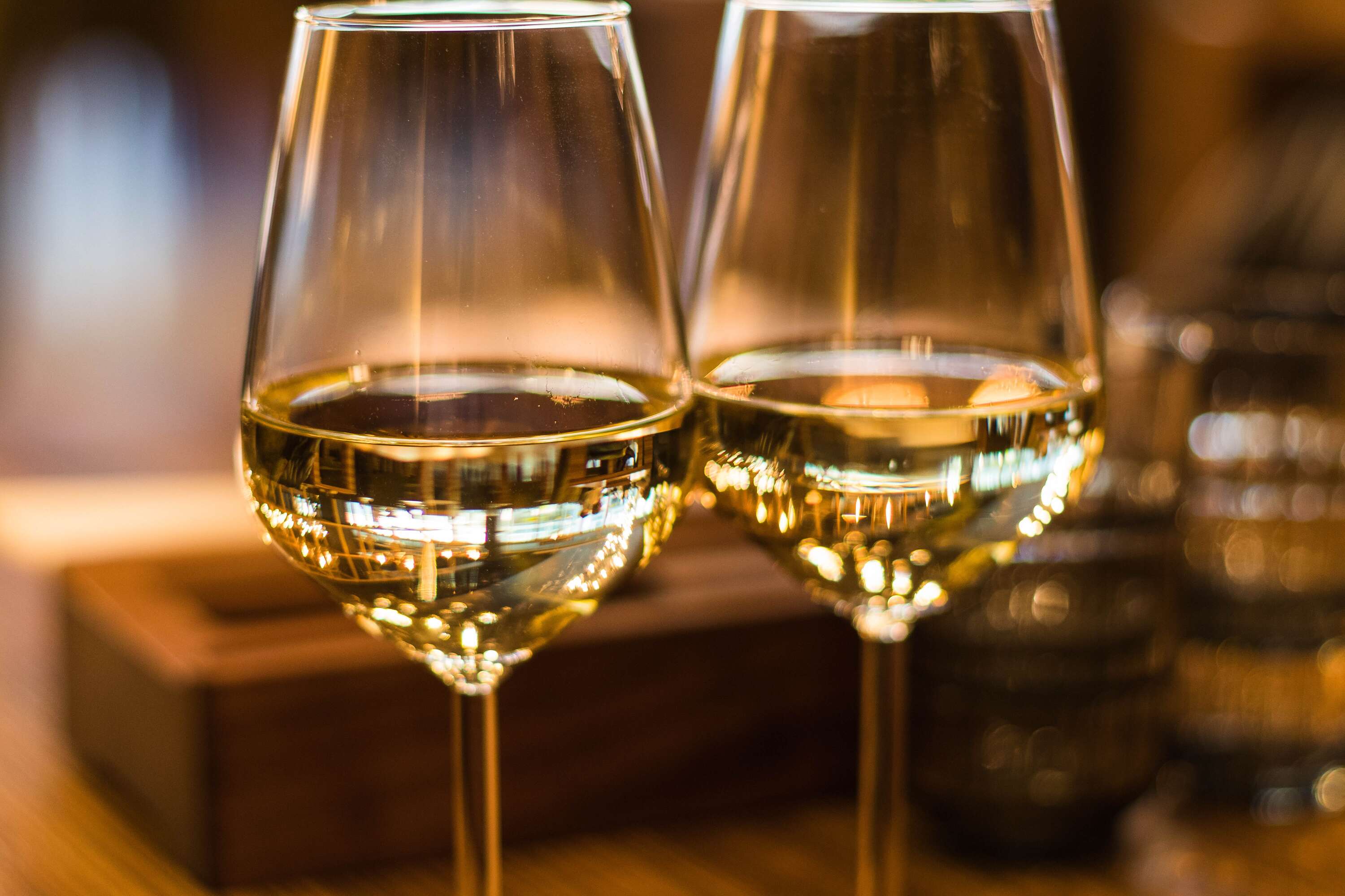 WHITE WINES