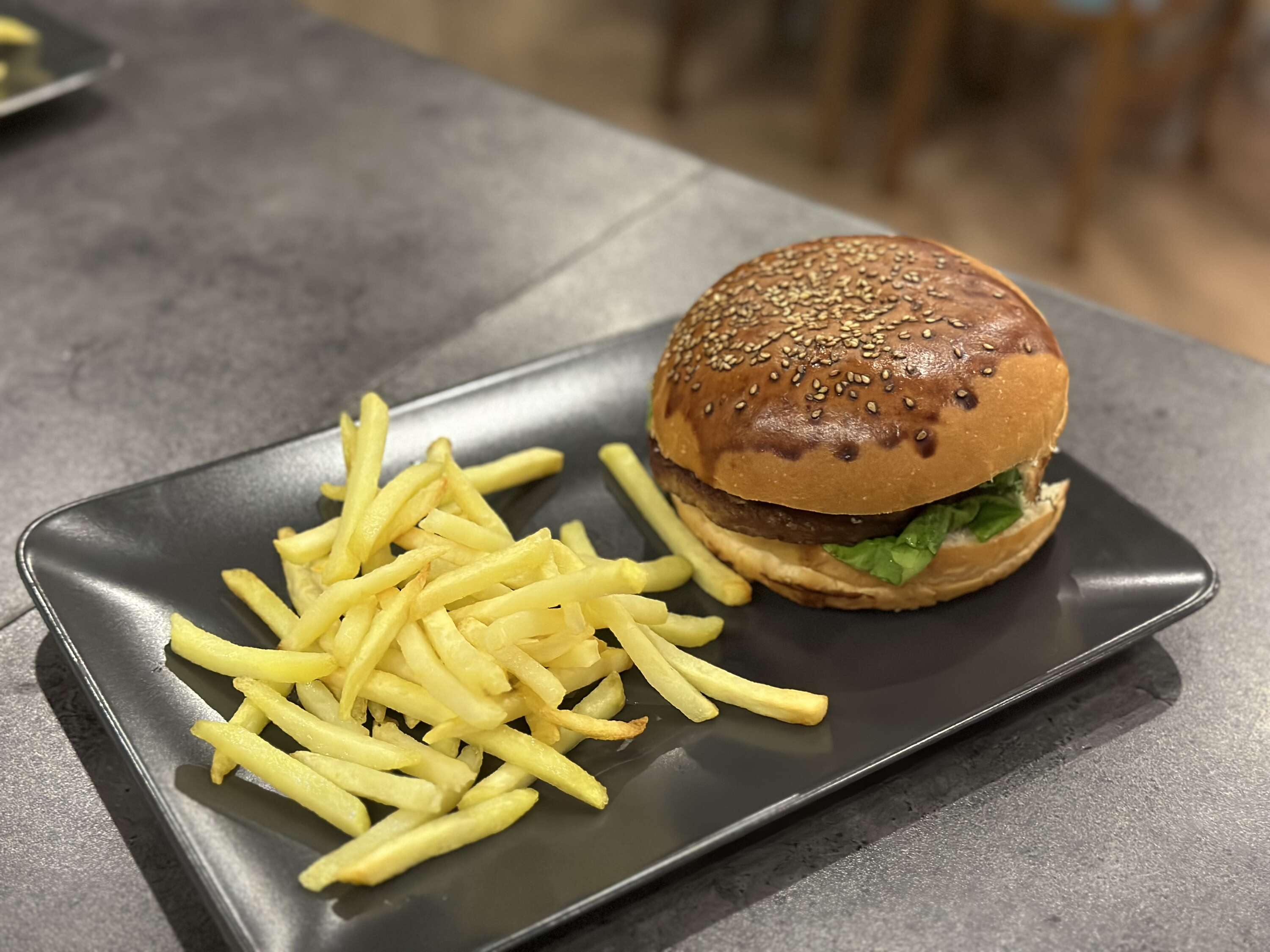 CHEESEBURGER