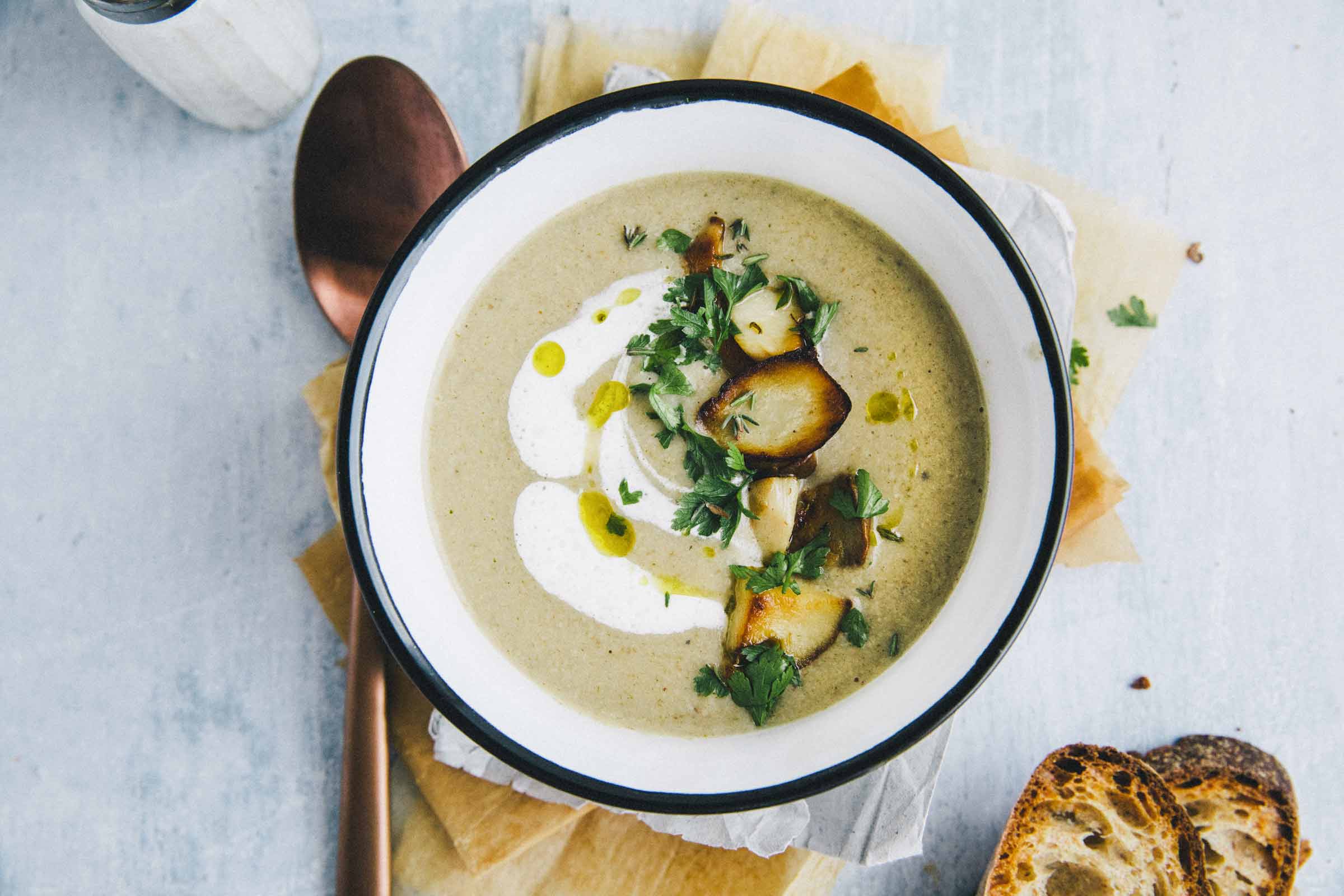 SOUP MUSHROOM  WITH CREAM