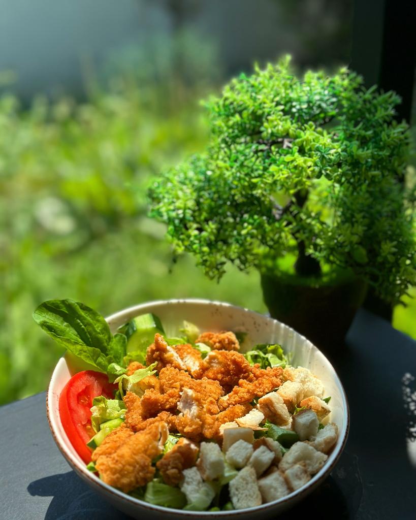 Crispy chicken salad